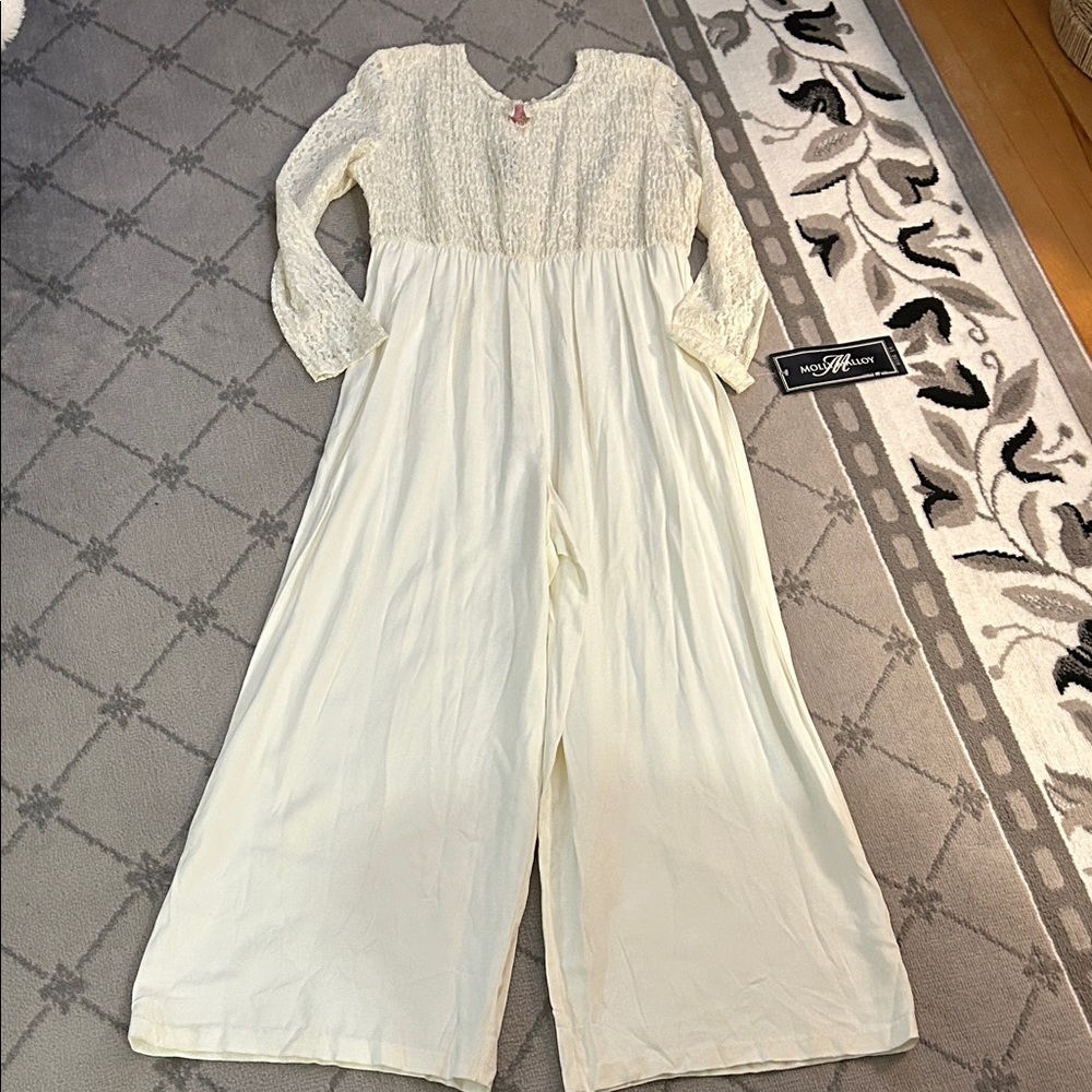 Vintage Molly Malloy Elegant Cream Lace-Top Wide-Leg Jumpsuit